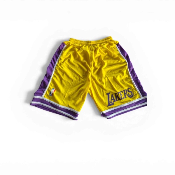 Short NBA Lakers
