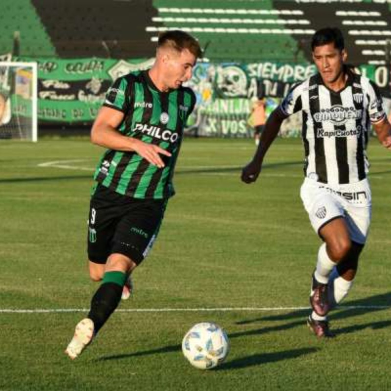 Camiseta Titular Nueva Chicago