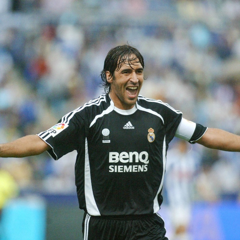 Camiseta Real Madrid suplente año 2006