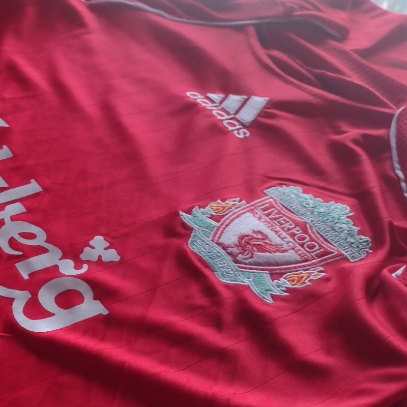 Camiseta Titular Liverpool año 2006