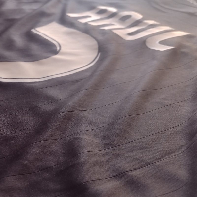 Camiseta Real Madrid suplente año 2006