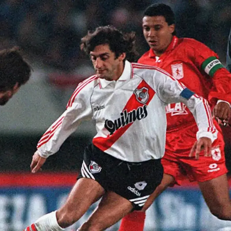 Camiseta Titular River 2000