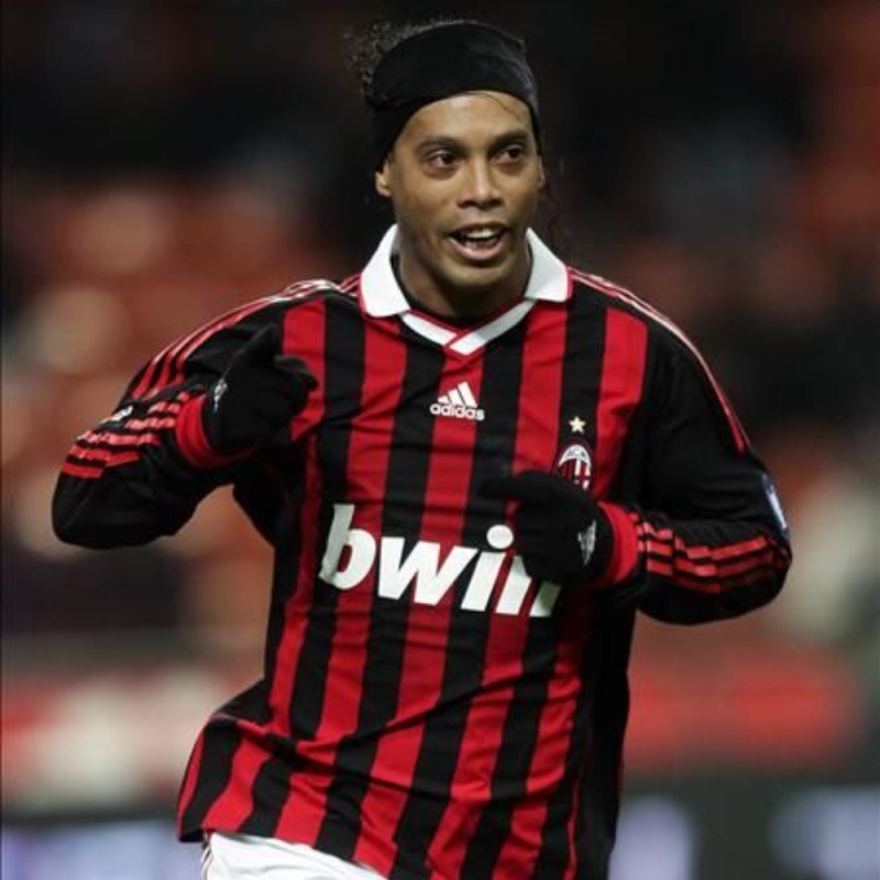 Camiseta Titular Milan año 2010 manga larga